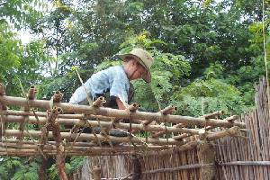 building-the-shelter2