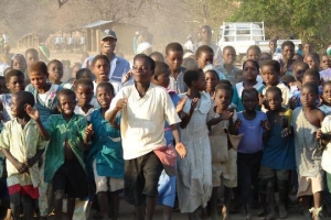 children-march-praising-god